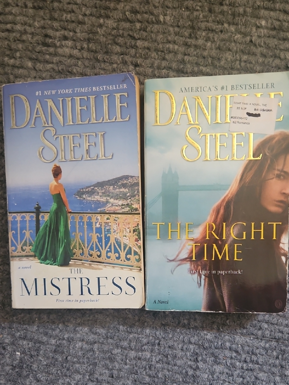 Danielle Steel  - The Mistress & The Right Time - Buy 1 Book Listing, Get 1 Free
